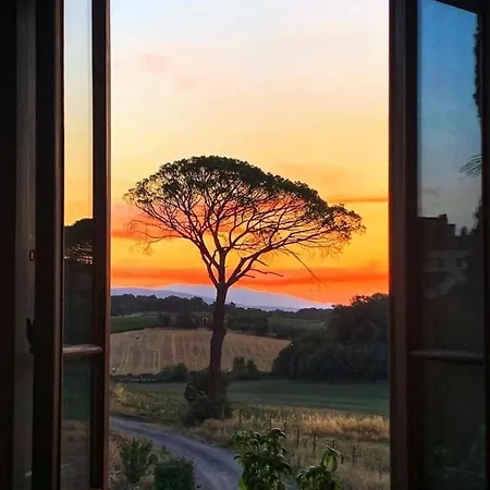 Casa Le Rondini Toscana Bed & Breakfast